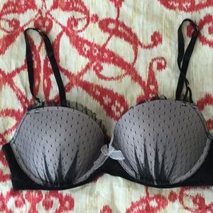 VS preworn bra